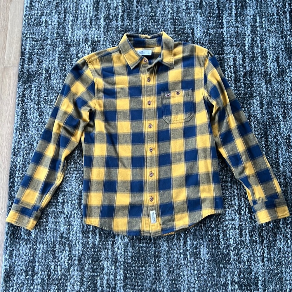 Hollister Men’s Long-Sleeve Flannel
